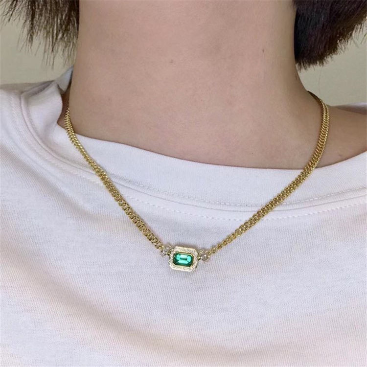 Retro High-grade Emerald Cuban Link Chain Necklace